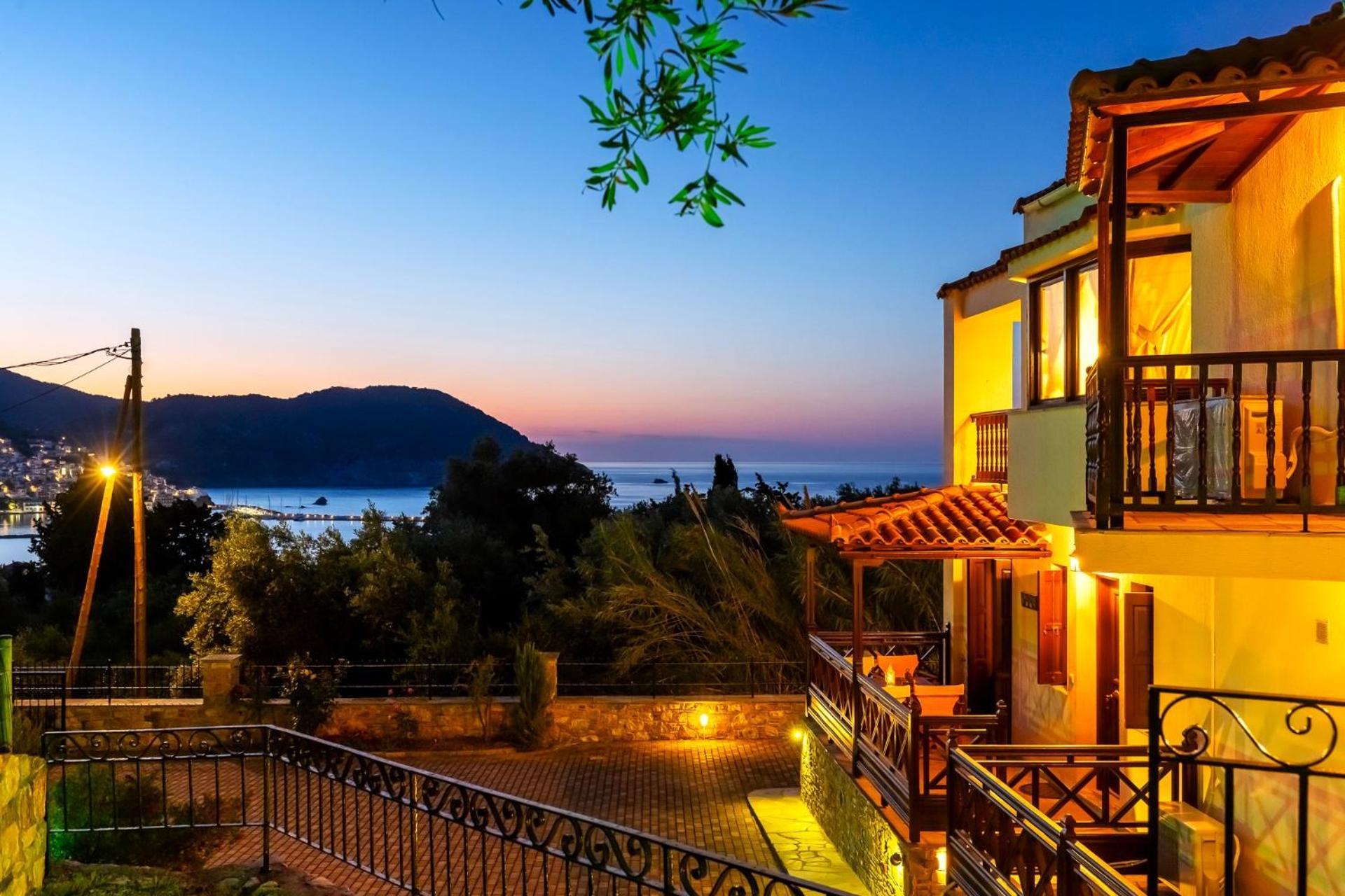 Naiades Superior Apartments In Skopelos With Sea View Close To The Town Exterior foto